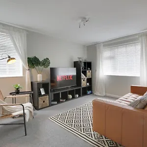 Springvale Apartment